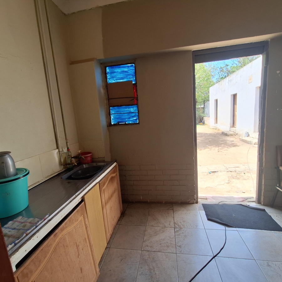 4 Bedroom Property for Sale in Heilbron Free State